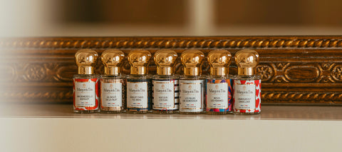 Nos 7 parfums iconiques réunis en format mini