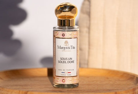 Nouveau - Sous un soleil doré